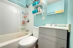 1068 Easton Dr, Akron, OH 44310 - Photo 17