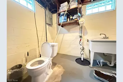 1068 Easton Drive, Akron, OH 44310 - Photo 31