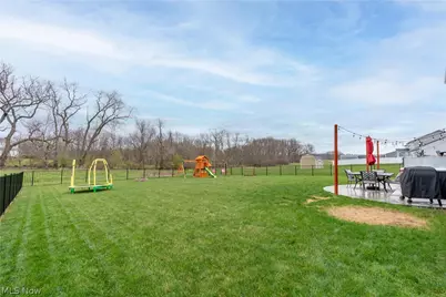 3349 Stoneleigh Road NE, Canton, OH 44721 - Photo 31