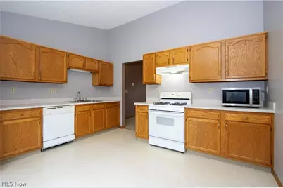 1090 Mindy Lane, Wooster, OH 44691 - Photo 13