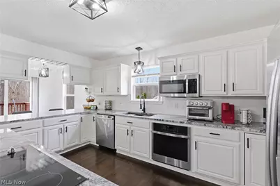 482 Brentwood Boulevard, Copley, OH 44321 - Photo 7