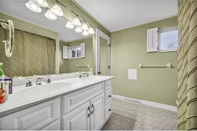 29400 Vita Lane, North Olmsted, OH 44070 - Photo 19