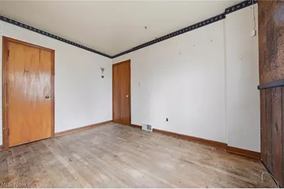 163 E Ford Avenue, Barberton, OH 44203 - Photo 19