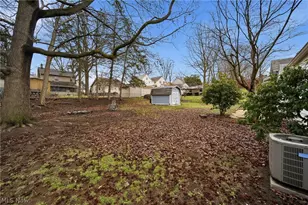 163 E Ford Ave, Barberton, OH 44203 - Photo 39