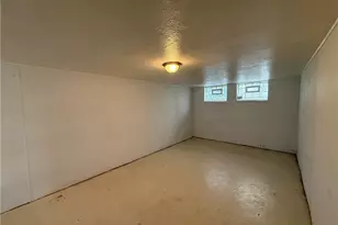 1924 Powell Ave, Cleveland Heights, OH 44118 - Photo 23