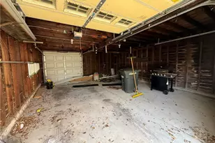 1924 Powell Ave, Cleveland Heights, OH 44118 - Photo 35