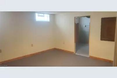 21971 Crystal Avenue, Euclid, OH 44123 - Photo 11