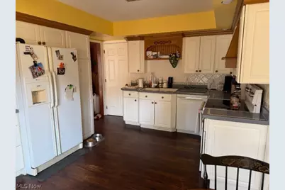 6 Lynnwood Drive, Vienna, WV 26105 - Photo 5