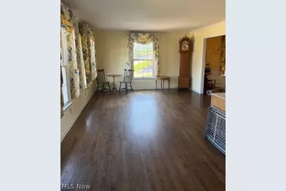 6 Lynnwood Drive, Vienna, WV 26105 - Photo 3