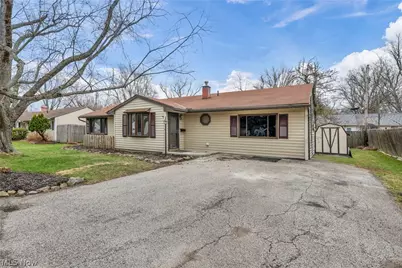 7366 Primrose Drive, Mentor on the Lake, OH 44060 - Photo 5