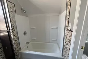 10914 Oliver Rd, Loveland, OH 44111 - Photo 19