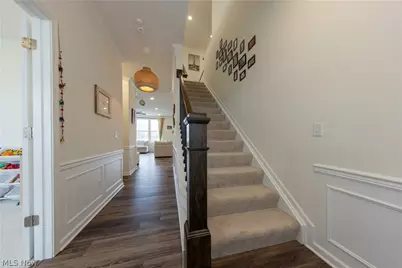 766 River Run Road, Aurora, OH 44202 - Photo 3