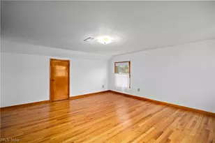 137 Lafayette St, Elyria, OH 44035 - Photo 33