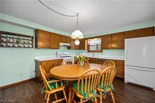 137 Lafayette St, Elyria, OH 44035 - Photo 25