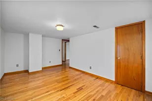 137 Lafayette St, Elyria, OH 44035 - Photo 29