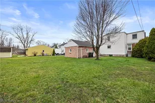 137 Lafayette St, Elyria, OH 44035 - Photo 7