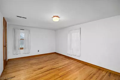 137 Lafayette Street, Elyria, OH 44035 - Photo 27