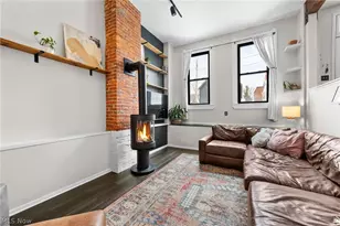 3064 Mabel Ct, Loveland, OH 44113 - Photo 3