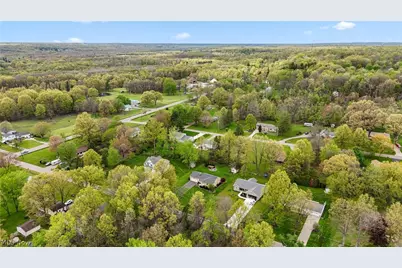 6987 White Oak Drive, Hubbard, OH 44425 - Photo 17