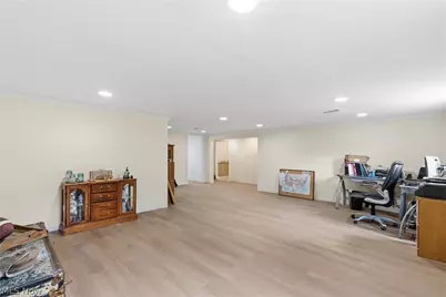 6987 White Oak Drive, Hubbard, OH 44425 - Photo 37