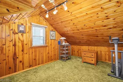 942 Bellflower Avenue SW, Canton, OH 44710 - Photo 13