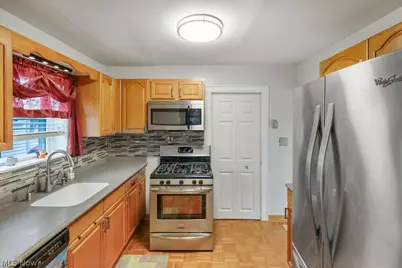 1597 Glenmount Avenue, Akron, OH 44301 - Photo 13