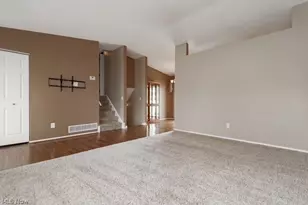 466 Waterbury Rd, Eastlake, OH 44095 - Photo 13