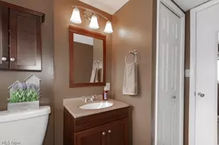 466 Waterbury Rd, Eastlake, OH 44095 - Photo 21