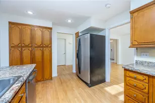 105 Country Club Dr, Marietta, OH 45750 - Photo 11