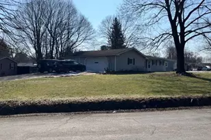 9250 Price Rd, Ravenna, OH 44266 - Photo 3