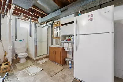 2883 Sharonwood Avenue NW, Canton, OH 44708 - Photo 33