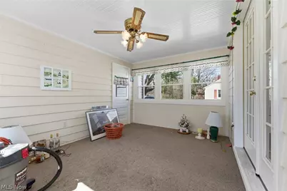 2883 Sharonwood Avenue NW, Canton, OH 44708 - Photo 13