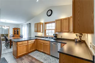 1481 Brookridge Ave, Louisville, OH 44641 - Photo 9