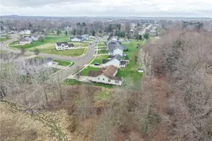 1481 Brookridge Ave, Louisville, OH 44641 - Photo 35