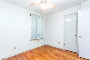 28855 Hazel Ave, Wickliffe, OH 44092 - Photo 17