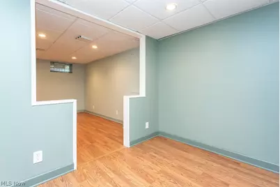 28855 Hazel Avenue, Wickliffe, OH 44092 - Photo 35