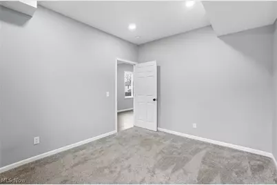 900 S Seneca Avenue, Alliance, OH 44601 - Photo 11