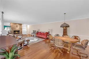 22137 Meadownorth Ct, Strongsville, OH 44149 - Photo 13