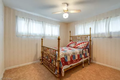 5918 Mapledell Street, Canton, OH 44718 - Photo 23