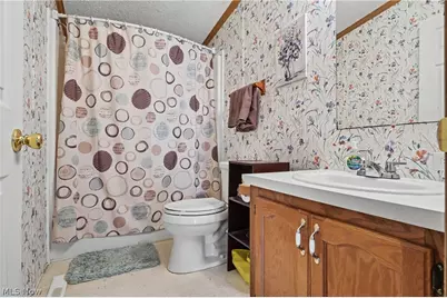 2122 S Pricetown Road, Diamond, OH 44412 - Photo 25