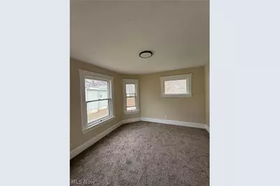 2213 17th Street NE, Canton, OH 44705 - Photo 3