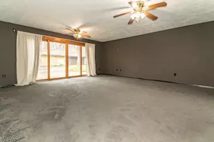 9251 Boyer Ln, Kirtland Hills, OH 44060 - Photo 15