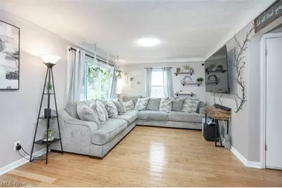 370 Taft Avenue, Bedford, OH 44146 - Photo 5