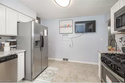 370 Taft Avenue, Bedford, OH 44146 - Photo 7