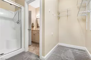 2041 Penhurst Cir NE, North Canton, OH 44720 - Photo 25