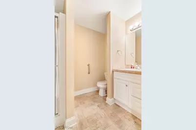 2041 Penhurst Circle NE, North Canton, OH 44720 - Photo 31