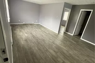 658 Sumner St, Akron, OH 44311 - Photo 3