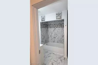 569 Barwell Street, Akron, OH 44303 - Photo 15