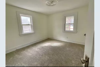 569 Barwell Street, Akron, OH 44303 - Photo 13