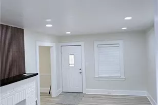 569 Barwell St, Akron, OH 44303 - Photo 3